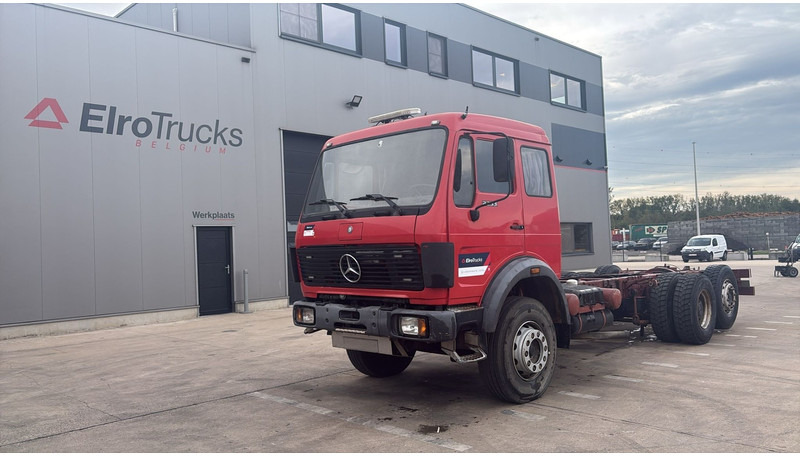 Mercedes-Benz SK 2233 (GRAND PONT / V8 AVEC 2X TURBO / BIG AXLE) - Châssis cabine: photos 1 Mercedes-Benz SK 2233 (GRAND PONT / V8 AVEC 2X TURBO / BIG AXLE) - Châssis cabine: photos 1