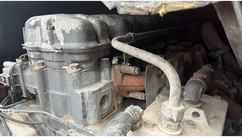 Châssis cabine Scania 124 - 400 (MANUAL PUMP / 6X2 / BIG AXLE / GRAND PONT / POMPE MANUELLE): photos 18 Châssis cabine Scania 124 - 400 (MANUAL PUMP / 6X2 / BIG AXLE / GRAND PONT / POMPE MANUELLE): photos 18