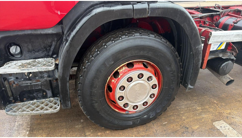 Châssis cabine Scania 124 - 400 (MANUAL PUMP / 6X2 / BIG AXLE / GRAND PONT / POMPE MANUELLE): photos 8 Châssis cabine Scania 124 - 400 (MANUAL PUMP / 6X2 / BIG AXLE / GRAND PONT / POMPE MANUELLE): photos 8