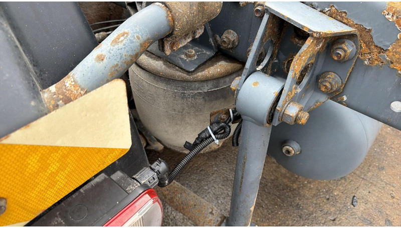 Tracteur routier DAF XF 105.410 (BOITE MANUELLE / MANUAL GEARBOX): photos 10 Tracteur routier DAF XF 105.410 (BOITE MANUELLE / MANUAL GEARBOX): photos 10