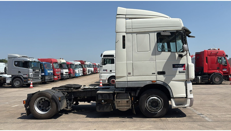 DAF XF 105.460 (GOOD CONDITION / AIRCO / AC / BONNE ETAT) - Tracteur routier: photos 4 DAF XF 105.460 (GOOD CONDITION / AIRCO / AC / BONNE ETAT) - Tracteur routier: photos 4