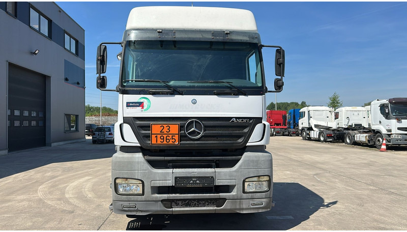 Mercedes-Benz Axor 1840 (BOITE MANUELLE / MANUAL GEARBOX / TRES PROPRE) - Tracteur routier: photos 2 Mercedes-Benz Axor 1840 (BOITE MANUELLE / MANUAL GEARBOX / TRES PROPRE) - Tracteur routier: photos 2