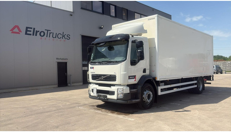 Volvo FL 260 (LIFT 2000 KG / PERFECT BELGIAN TRUCK / 18 TON / EURO 5) - Camion fourgon: photos 1 Volvo FL 260 (LIFT 2000 KG / PERFECT BELGIAN TRUCK / 18 TON / EURO 5) - Camion fourgon: photos 1