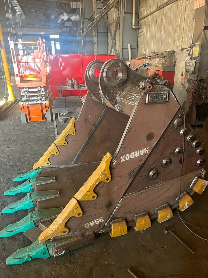 Caterpillar 336 Heavy Duty Bucket - Godet pour pelle: photos 2 Caterpillar 336 Heavy Duty Bucket - Godet pour pelle: photos 2