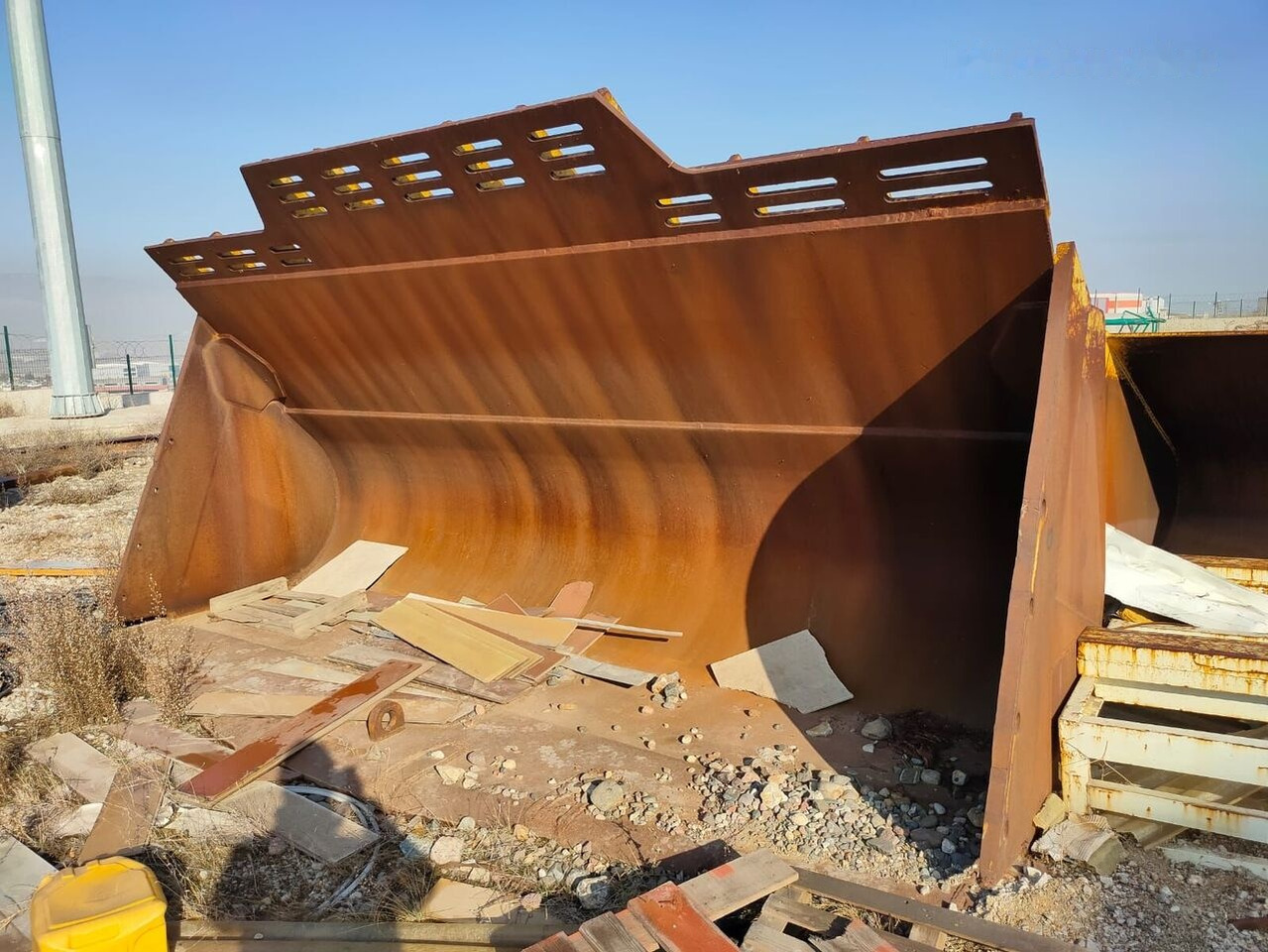 Godet pour chargeur Caterpillar 994: photos 9 Godet pour chargeur Caterpillar 994: photos 9