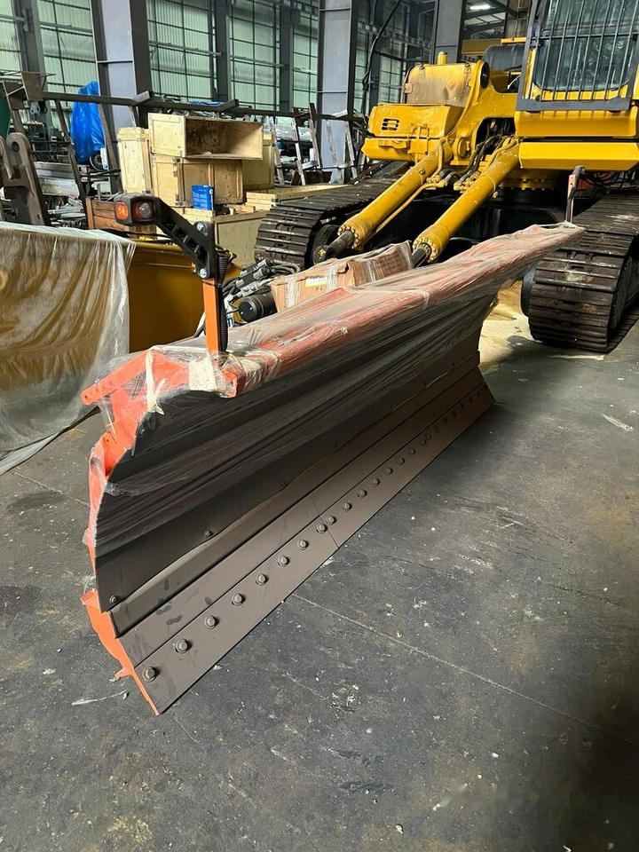 Galen Truck Salt Spreader from stock - Epandeur de sable pour Véhicule de voirie/ Spécial: photos 4 Galen Truck Salt Spreader from stock - Epandeur de sable pour Véhicule de voirie/ Spécial: photos 4