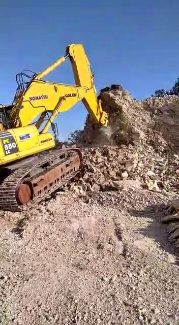 Komatsu Short Boom-Arm - Marteau hydraulique: photos 1 Komatsu Short Boom-Arm - Marteau hydraulique: photos 1