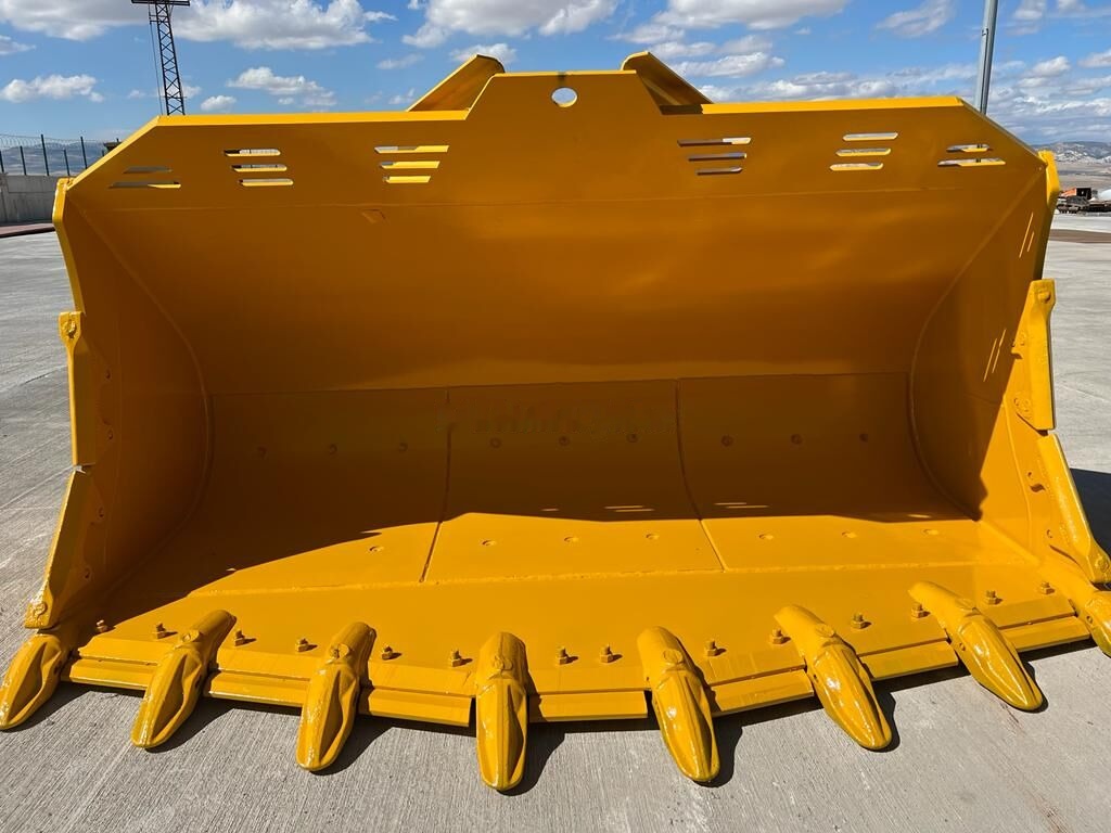 Komatsu WA470 Rock Bucket - Godet pour chargeur: photos 1 Komatsu WA470 Rock Bucket - Godet pour chargeur: photos 1