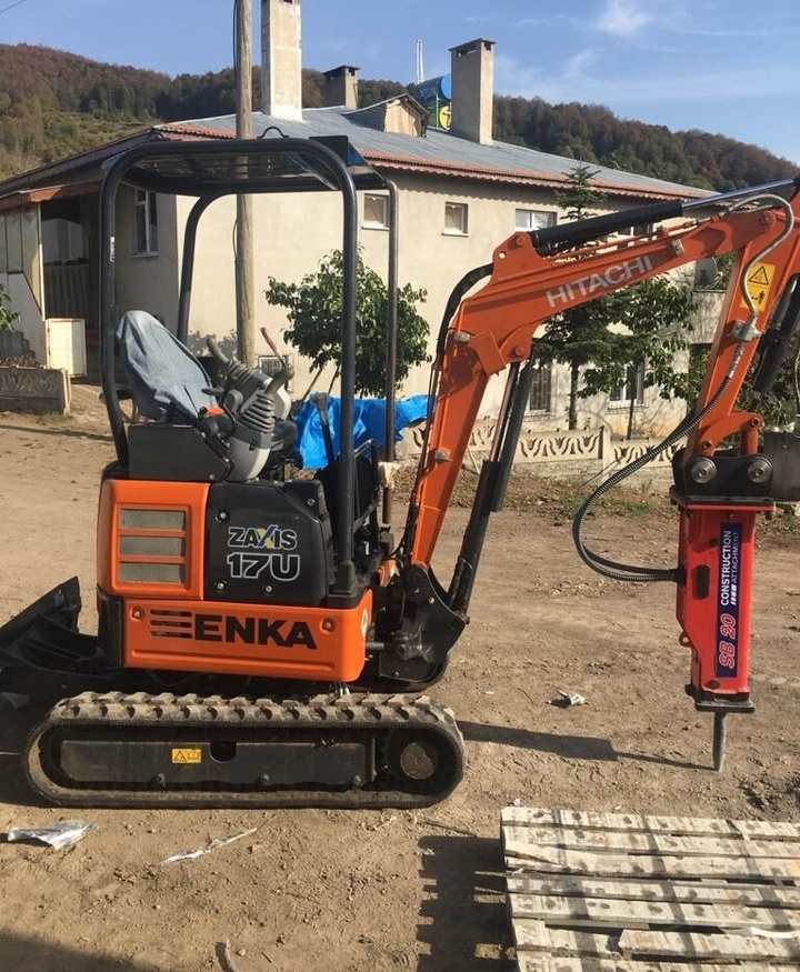 Soosan SB20 - Marteau hydraulique: photos 4 Soosan SB20 - Marteau hydraulique: photos 4