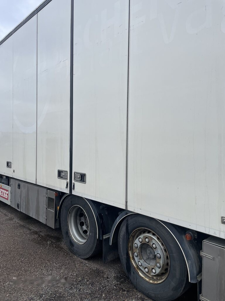 Volvo FH550 - Camion fourgon: photos 5 Volvo FH550 - Camion fourgon: photos 5