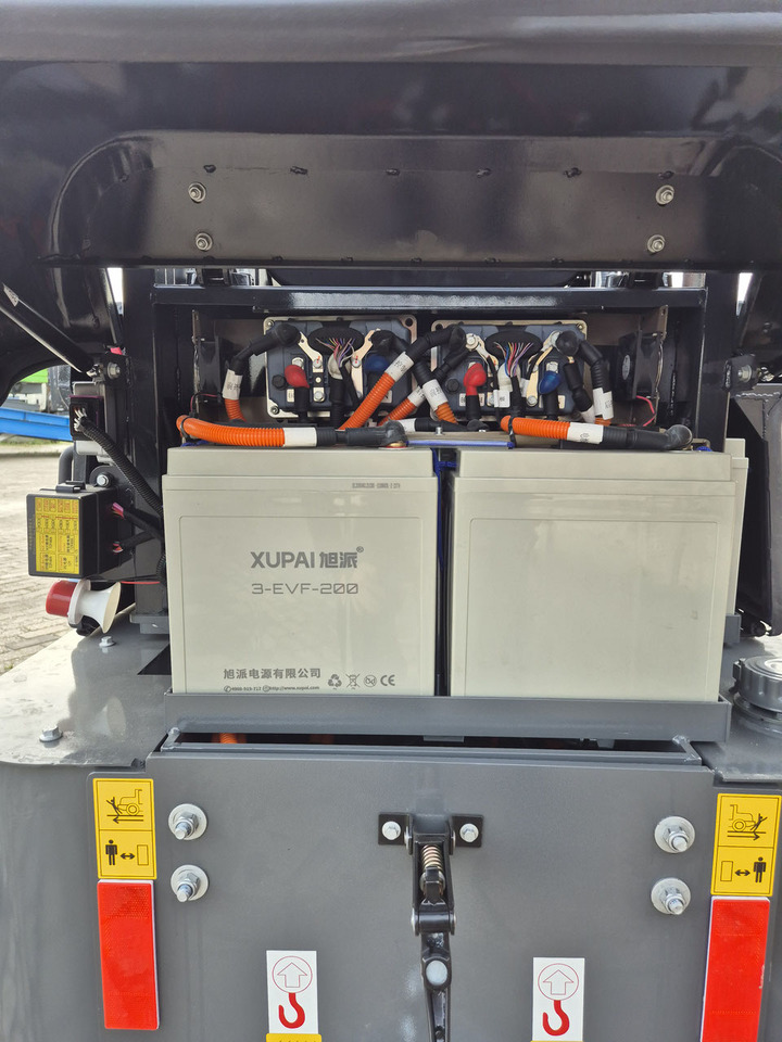 Chargeuse sur pneus WCM-606: photos 11