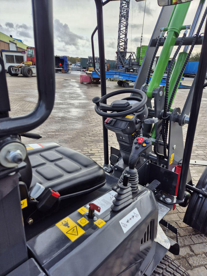 Chargeuse sur pneus WCM-606: photos 10