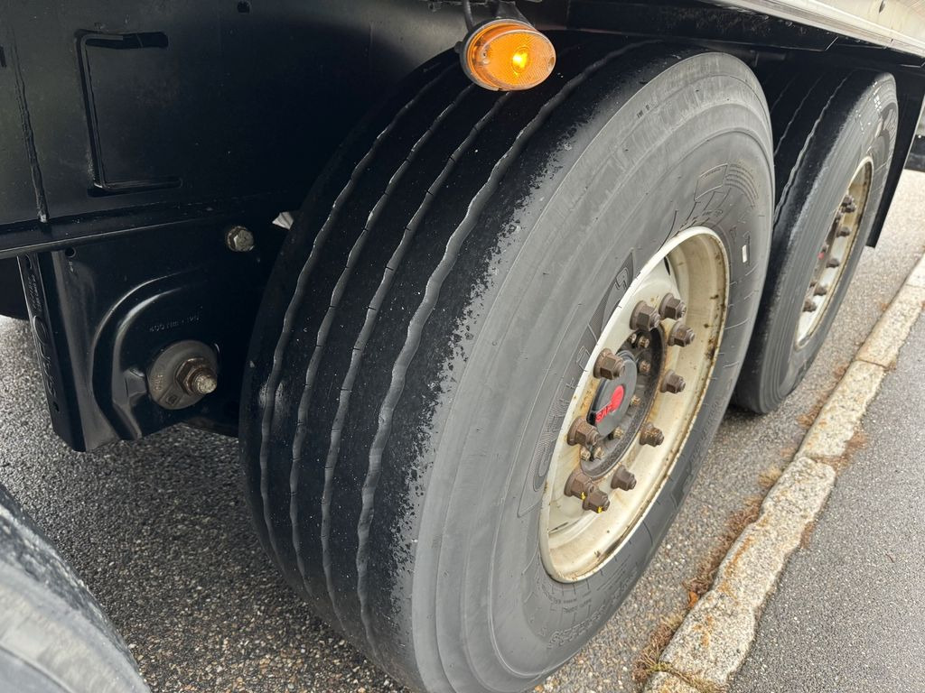 Semi-remorque fourgon Kögel SKH24 Iso-Koffer PurFerro SAF Achsen Sehr gut: photos 17