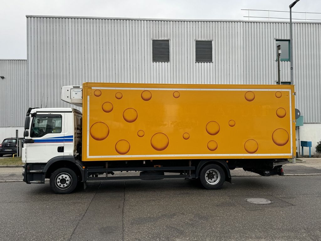 MAN TGM 12.250 Tiefkühlkoffer 6,9m SUPRA 850 LBW E5 - Camion frigorifique: photos 4 MAN TGM 12.250 Tiefkühlkoffer 6,9m SUPRA 850 LBW E5 - Camion frigorifique: photos 4