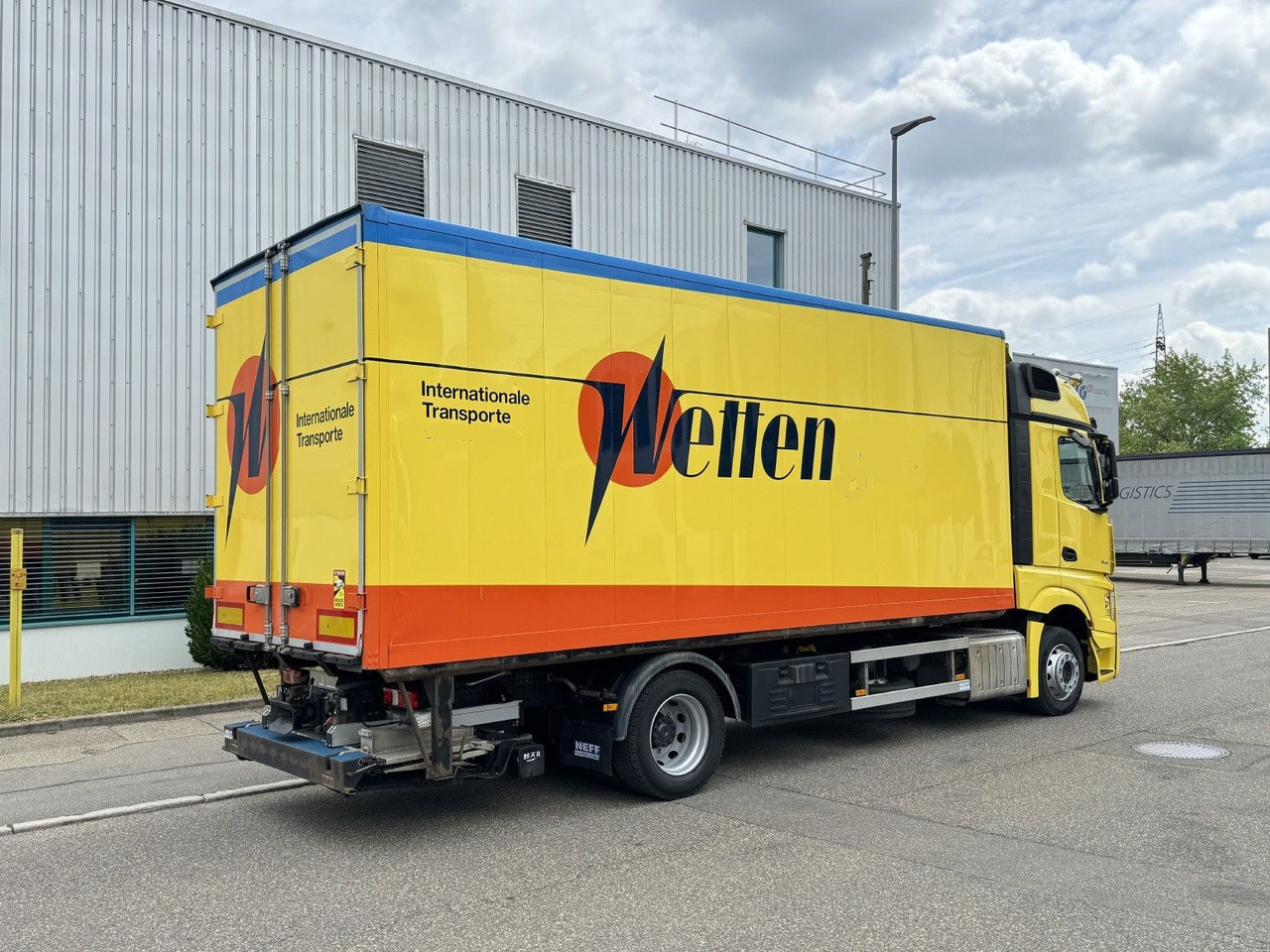 Camion fourgon Mercedes-Benz Actros 1848 LL Gr.Haus AWL-Möbelkoffer uLBW: photos 8