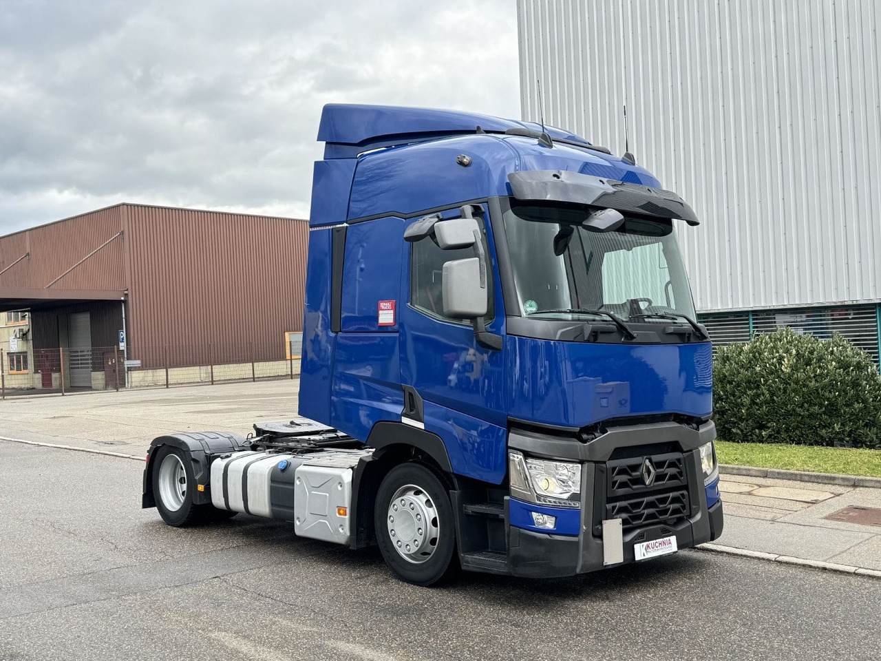 Renault T460 S-Cab X-Low 2-Tanks Hubsattel Standklima - Tracteur routier: photos 4 Renault T460 S-Cab X-Low 2-Tanks Hubsattel Standklima - Tracteur routier: photos 4