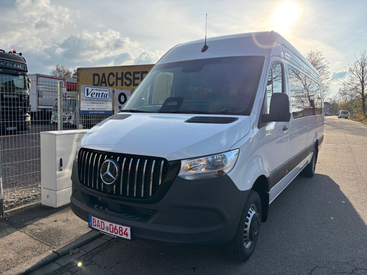 Mercedes-Benz Sprinter 517 Komfort XL, 21 SS - Minibus, Transport de personnes: photos 1 Mercedes-Benz Sprinter 517 Komfort XL, 21 SS - Minibus, Transport de personnes: photos 1