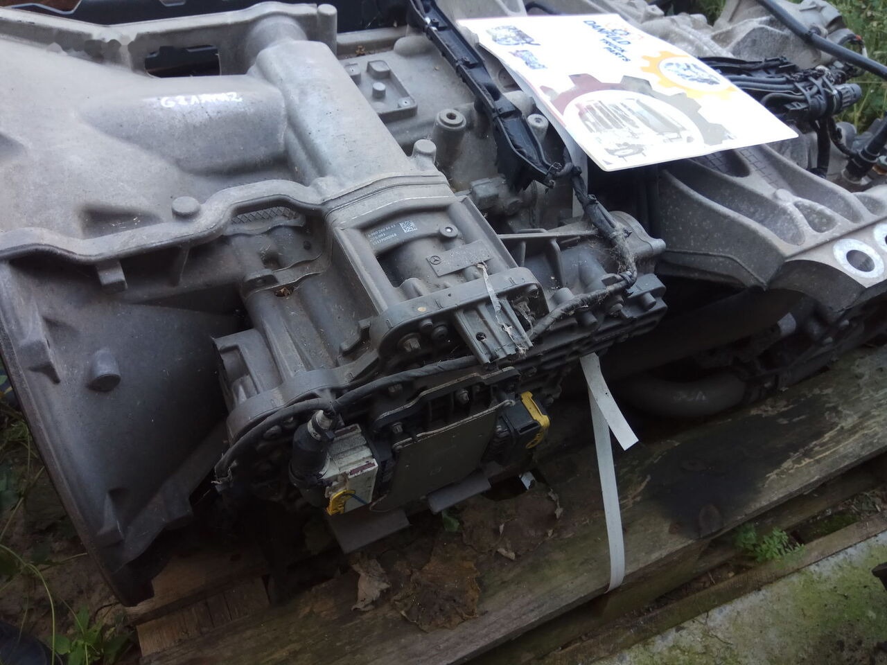 Daimler-Benz G211-12 715.352 Mercedes-Benz truck - Boîte de vitesse pour Camion: photos 1 Daimler-Benz G211-12 715.352 Mercedes-Benz truck - Boîte de vitesse pour Camion: photos 1