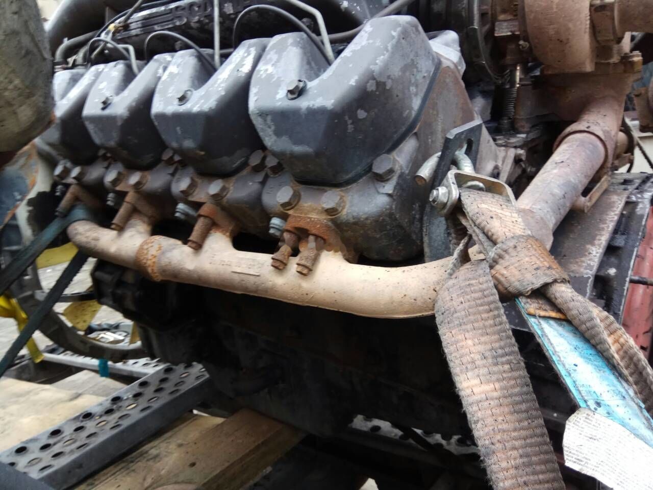 Scania DSC1413 Scania 144 V8 530 E2 - Moteur pour Camion: photos 4 Scania DSC1413 Scania 144 V8 530 E2 - Moteur pour Camion: photos 4