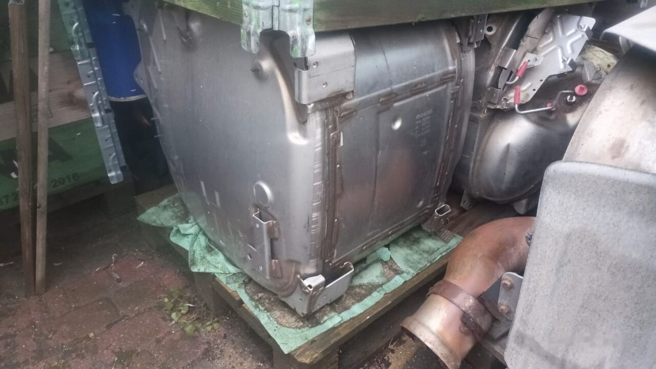 Scania G, R,S ,P 450,500 - Catalyseur pour Camion: photos 2 Scania G, R,S ,P 450,500 - Catalyseur pour Camion: photos 2