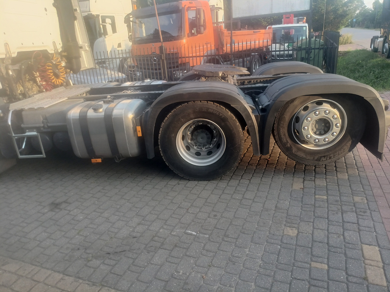 Mercedes-Benz Actros 2551 - Tracteur routier: photos 2 Mercedes-Benz Actros 2551 - Tracteur routier: photos 2