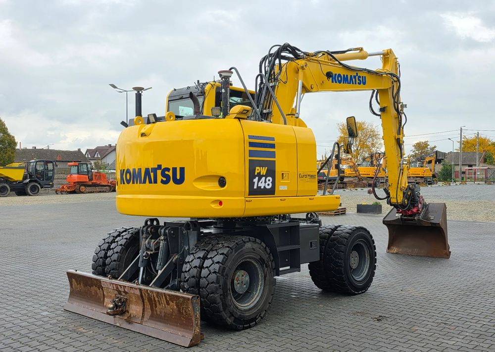 Komatsu PW 148-10, 2016 ROK, SYSTEM LEICA 3D - Pelle sur pneus: photos 5 Komatsu PW 148-10, 2016 ROK, SYSTEM LEICA 3D - Pelle sur pneus: photos 5