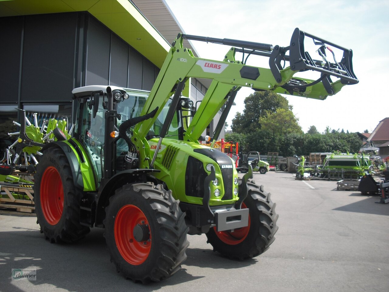 CLAAS Arion 420 Panoramic - Tracteur agricole: photos 3 CLAAS Arion 420 Panoramic - Tracteur agricole: photos 3