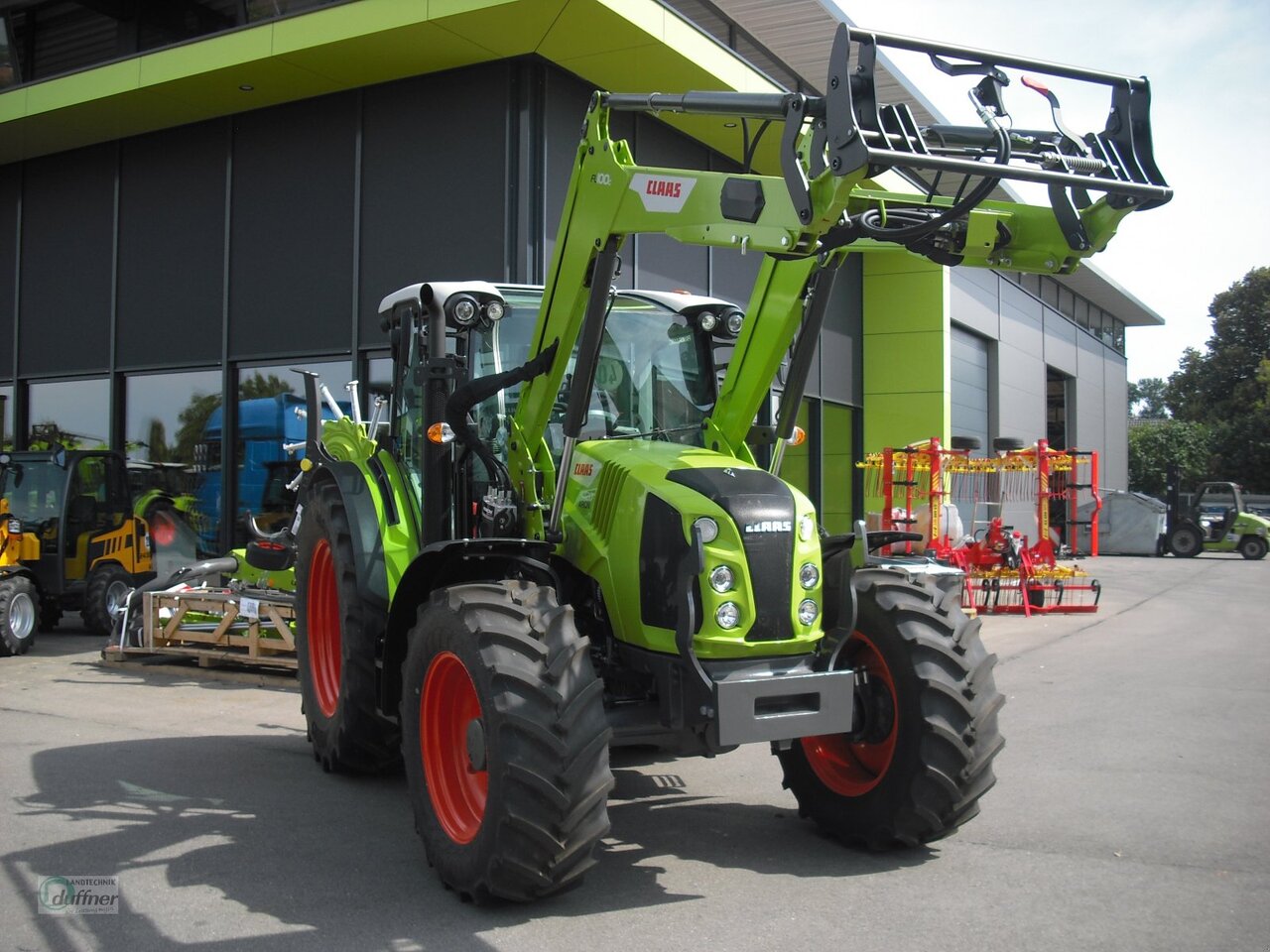 CLAAS Arion 420 Panoramic - Tracteur agricole: photos 1 CLAAS Arion 420 Panoramic - Tracteur agricole: photos 1