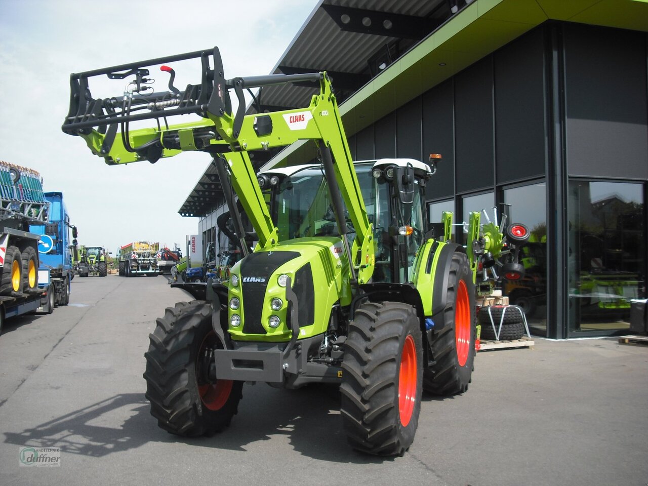 CLAAS Arion 420 Panoramic - Tracteur agricole: photos 2 CLAAS Arion 420 Panoramic - Tracteur agricole: photos 2