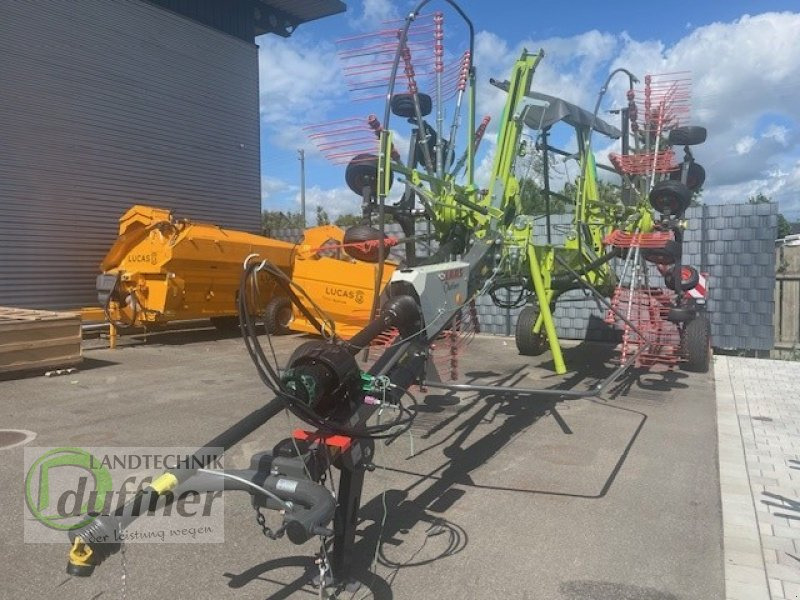 CLAAS LINER 1800 TWIN - Faneuse: photos 1 CLAAS LINER 1800 TWIN - Faneuse: photos 1