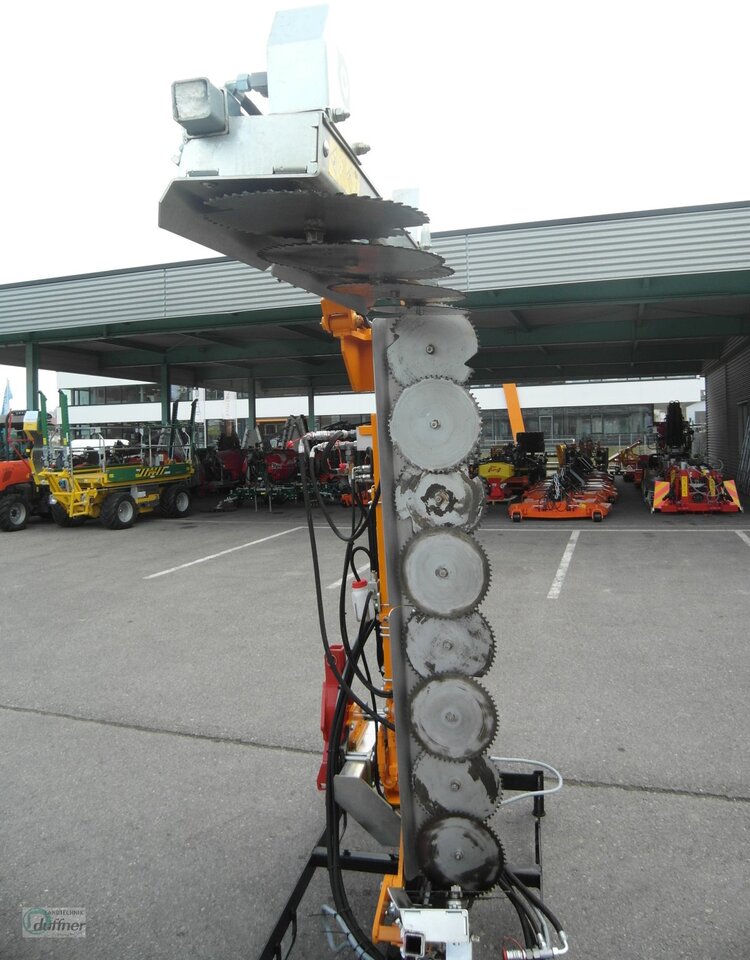 Ero Binger Baumschnittgerät - Chargeur frontal pour tracteur pour Matériel forestier: photos 4 Ero Binger Baumschnittgerät - Chargeur frontal pour tracteur pour Matériel forestier: photos 4