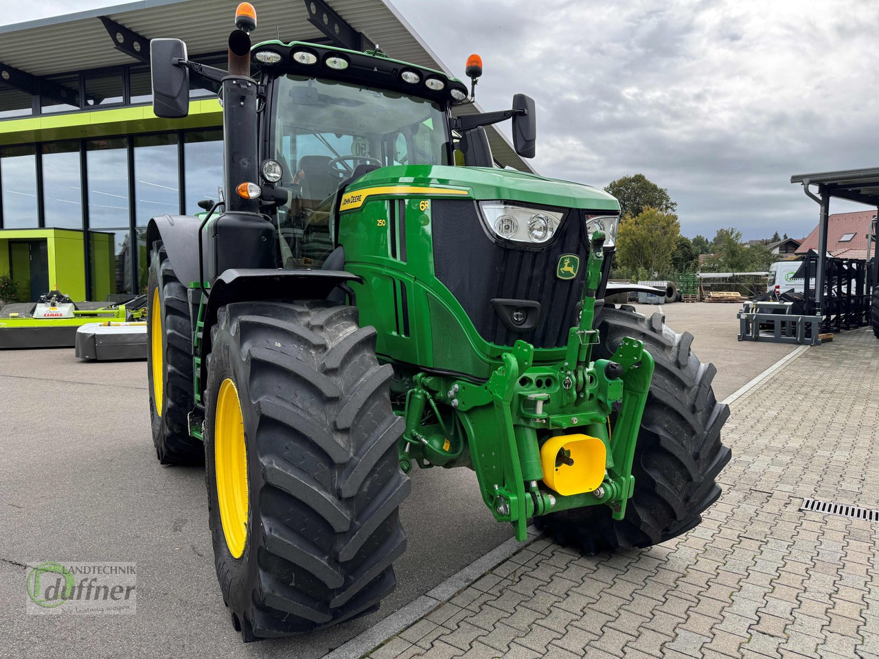 John Deere 6R 250 - Tracteur agricole: photos 2 John Deere 6R 250 - Tracteur agricole: photos 2