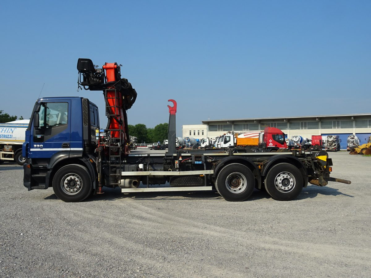 IVECO STRALIS 330 - Camion ampliroll, Camion grue: photos 2 IVECO STRALIS 330 - Camion ampliroll, Camion grue: photos 2
