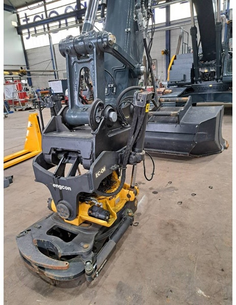 Engcon EC233, OQ80, GB29 = Rotator + Coupler + Gripper + - Accessoire pour Engins de chantier: photos 5 Engcon EC233, OQ80, GB29 = Rotator + Coupler + Gripper + - Accessoire pour Engins de chantier: photos 5