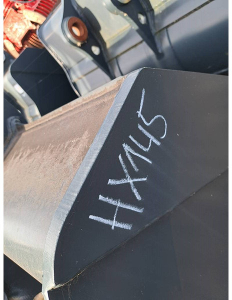 Hyundai Excavator Digging Bucket 140, 61K4-30701 - Godet pour Engins de chantier: photos 4 Hyundai Excavator Digging Bucket 140, 61K4-30701 - Godet pour Engins de chantier: photos 4