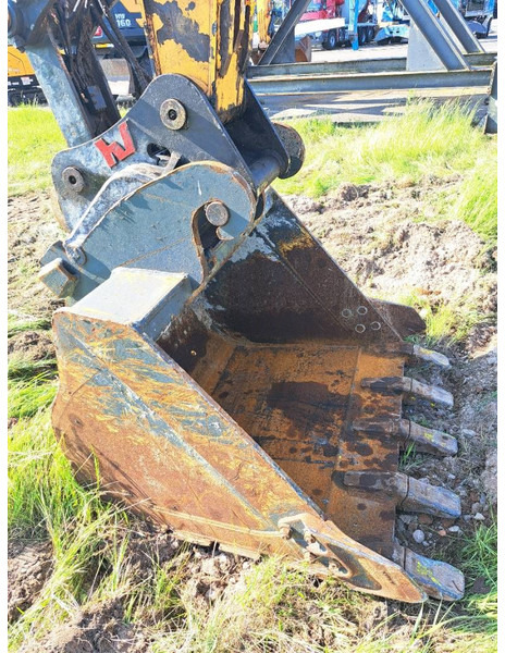 Hyundai HW140 - Pelle sur pneus: photos 5 Hyundai HW140 - Pelle sur pneus: photos 5