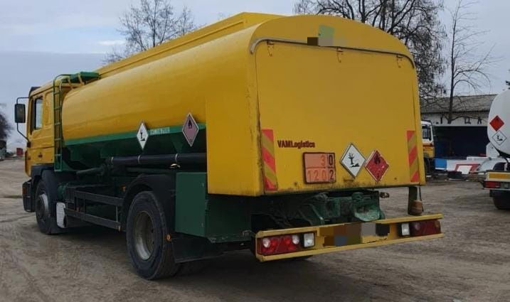 MAN 19.403 Tanker - Camion citerne: photos 4 MAN 19.403 Tanker - Camion citerne: photos 4