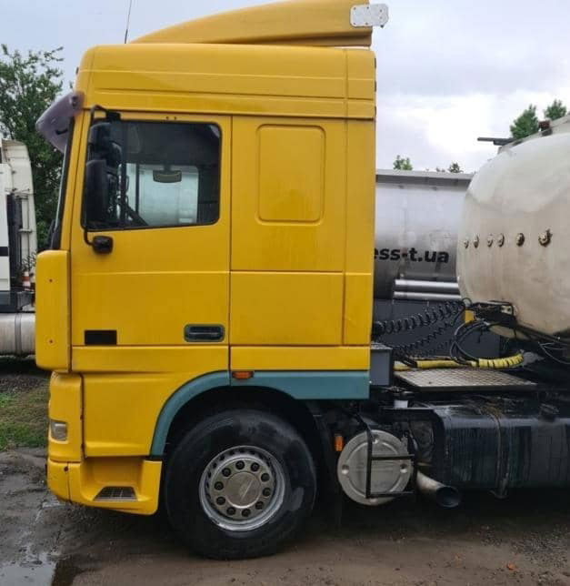 DAF XF 95 Tractor unit - Tracteur routier: photos 2 DAF XF 95 Tractor unit - Tracteur routier: photos 2