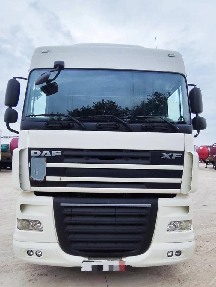 Daf XF105 - Tracteur routier: photos 1 Daf XF105 - Tracteur routier: photos 1