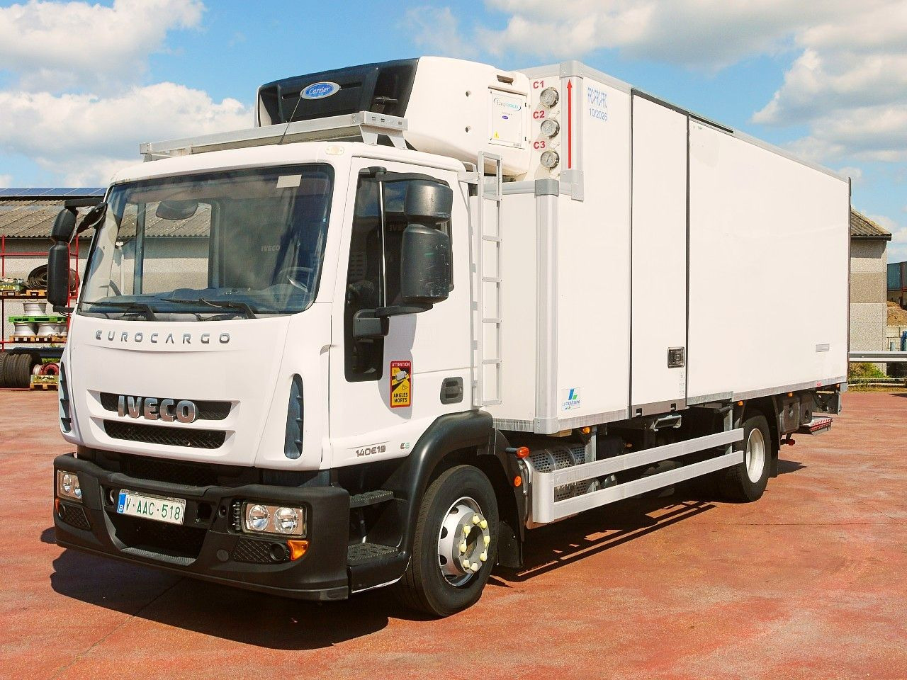 Iveco 140E19 EUROCARGO KUHLKOFFER CARRIER SUPRA 1250MT - Camion frigorifique: photos 3 Iveco 140E19 EUROCARGO KUHLKOFFER CARRIER SUPRA 1250MT - Camion frigorifique: photos 3