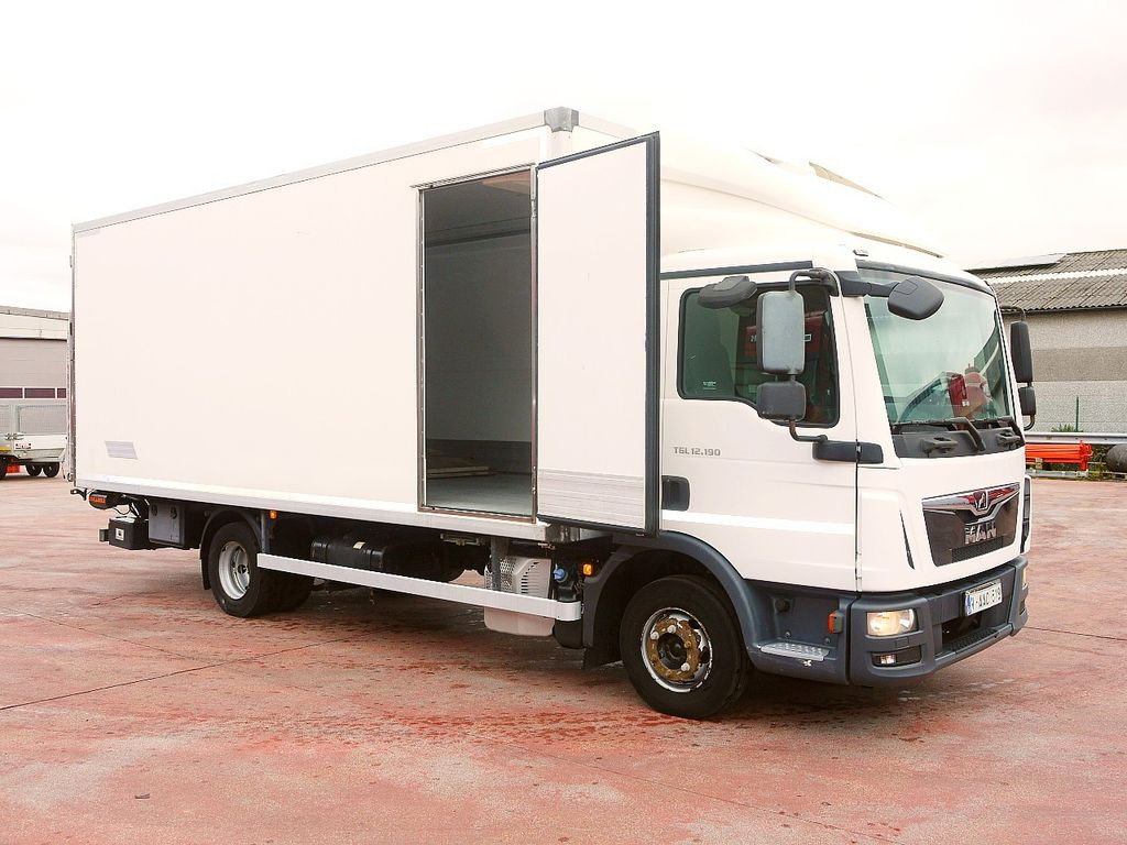 MAN 12.190 TGL KUHLKOFFER THERMOKING V800 MT LUFT AC - Camion frigorifique: photos 3 MAN 12.190 TGL KUHLKOFFER THERMOKING V800 MT LUFT AC - Camion frigorifique: photos 3