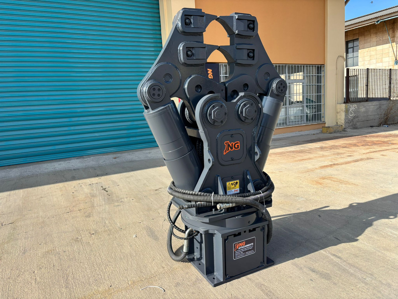 HYDRAULIC DEMOLITION SHEARS - STOCK - Cisaille de démolition pour Pelle: photos 2 HYDRAULIC DEMOLITION SHEARS - STOCK - Cisaille de démolition pour Pelle: photos 2