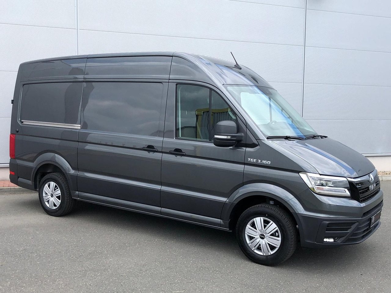 MAN TGE 3.160 L3H3 Kasten LED AHK NAVI GRA RWD SITZH - Voiture: photos 2 MAN TGE 3.160 L3H3 Kasten LED AHK NAVI GRA RWD SITZH - Voiture: photos 2