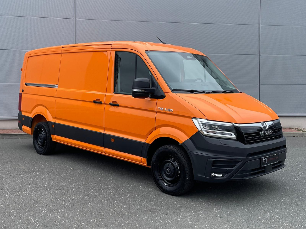 MAN TGE 3.180 Kasten L3H2 ACC LED STANDHZ NAVI - Voiture: photos 2 MAN TGE 3.180 Kasten L3H2 ACC LED STANDHZ NAVI - Voiture: photos 2