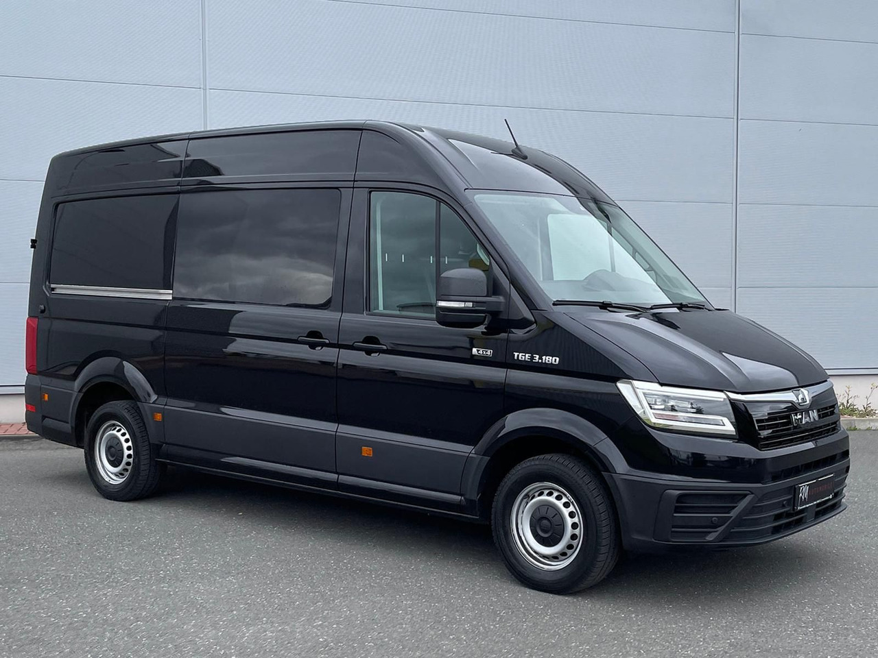 MAN TGE 3.180 L3H3 MIXTO 4x4 AUTOM DIFF AHK ACC NAV - Voiture: photos 2 MAN TGE 3.180 L3H3 MIXTO 4x4 AUTOM DIFF AHK ACC NAV - Voiture: photos 2