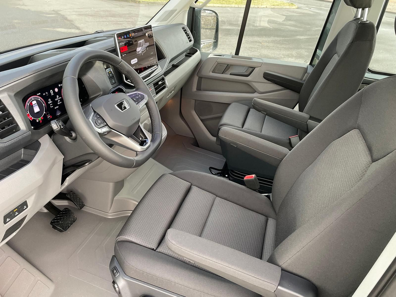 Utilitaire plateau, Utilitaire double cabine MAN TGE 3.180 Pritsche DOKA MR STANDHZ AHK KAMERA: photos 24