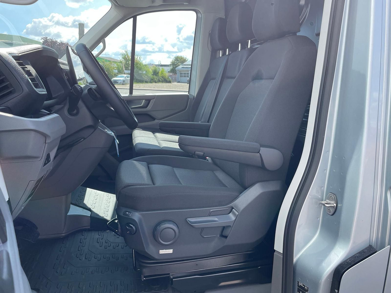 Véhicule utilitaire MAN TGE 3.180 L3H3 Kasten 4x4 ACC LED NAVI: photos 12