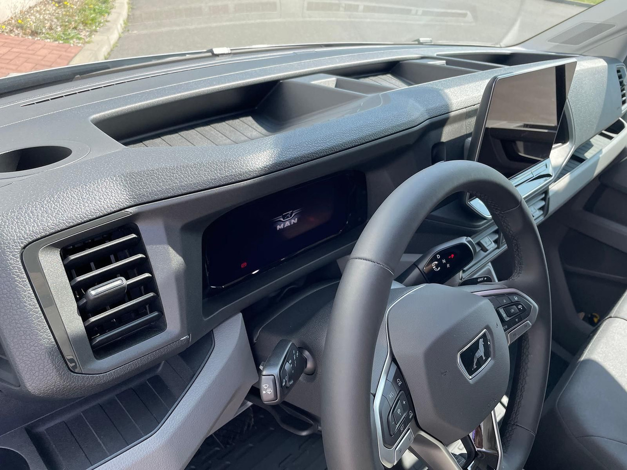 Véhicule utilitaire MAN TGE 3.180 L3H3 Kasten 4x4 ACC LED NAVI: photos 33