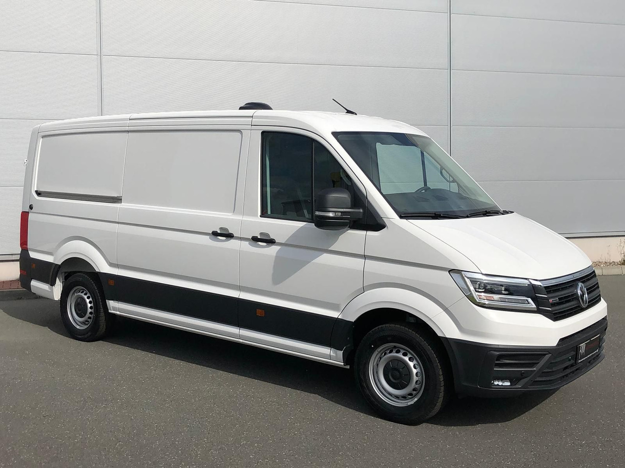 Volkswagen Crafter Kasten 35 L3H2 4MOTION LED PDC - Fourgon utilitaire: photos 2 Volkswagen Crafter Kasten 35 L3H2 4MOTION LED PDC - Fourgon utilitaire: photos 2