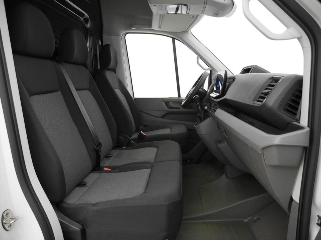 Volkswagen Crafter Kasten 35 L4H3 KAMERA KLIMA SITZHZ DAB - Fourgon utilitaire: photos 4 Volkswagen Crafter Kasten 35 L4H3 KAMERA KLIMA SITZHZ DAB - Fourgon utilitaire: photos 4